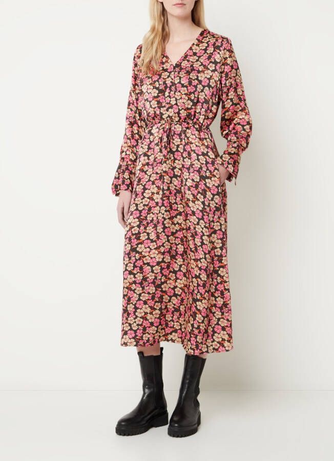 Second Female Victory midi jurk met bloemenprint en steekzakken online kopen