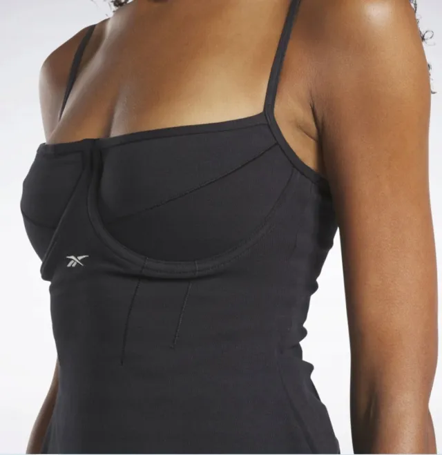 Reebok Sportieve Jurk - Zwart - 3XL - Fiszbijnen
