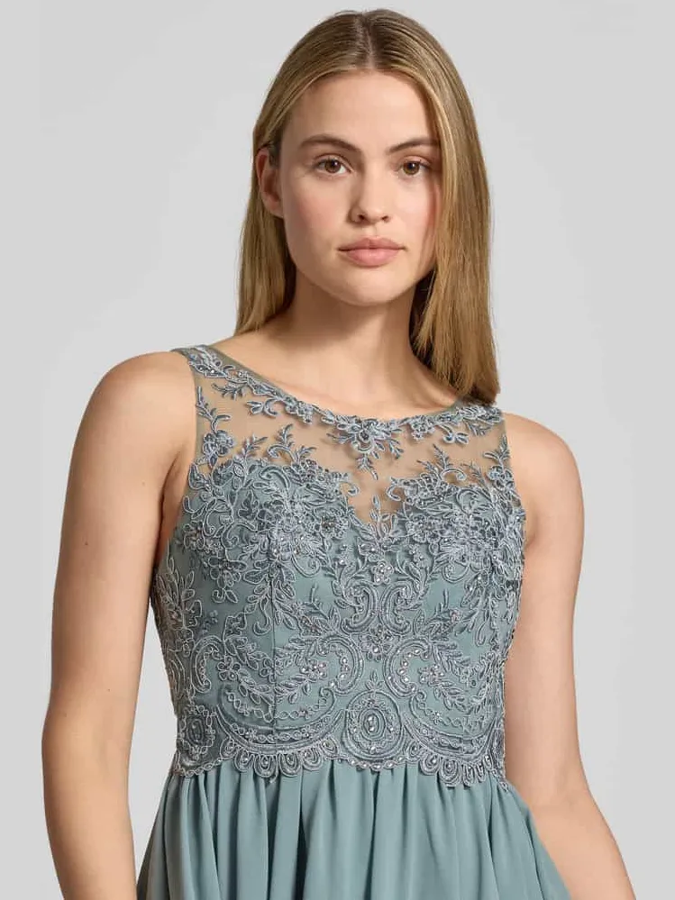 Laona Cocktailjurk van tule met strass-steentjes rietgroen, foto 4
