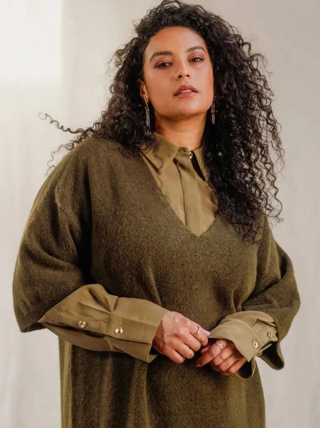 Yest Curve Plus Size gebreide midi jurk met wol - olijfgroen, foto 5