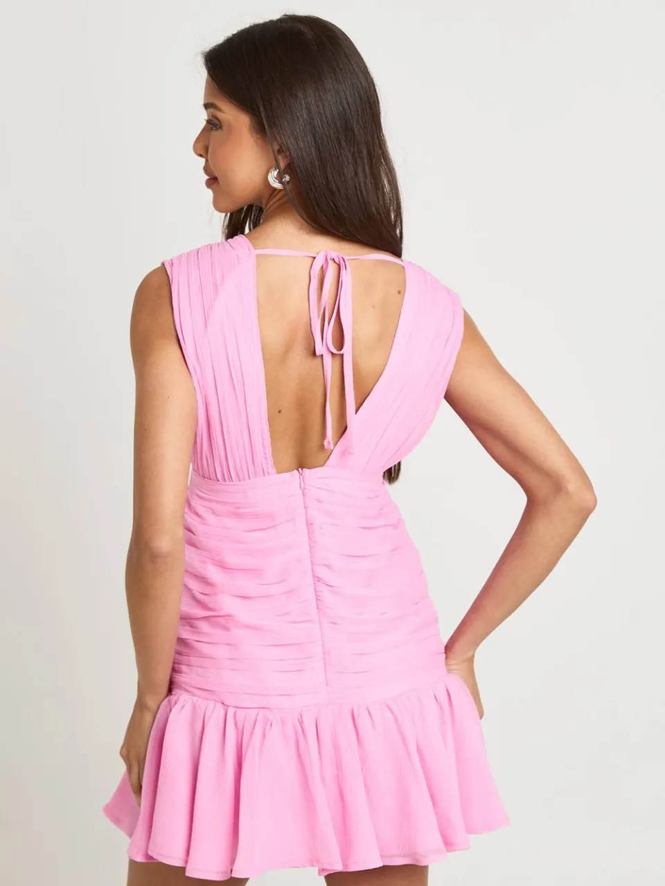 boohoo Dames Chiffon Mini-jurk Met Diepe V-hals roze, foto 3