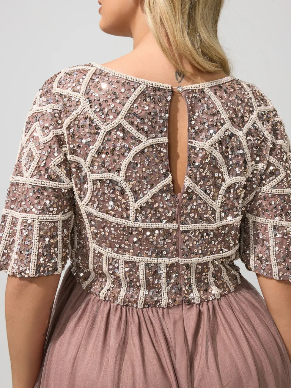 Luxe: Ultimate Embellishment Luxe Maxijurk Met Roze Versieringsize 54-56, foto 4