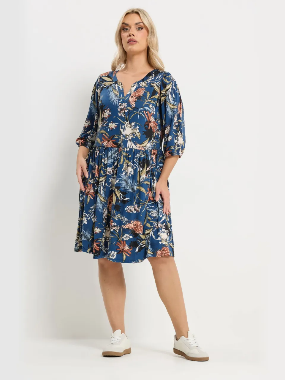 Yours Blauwe Wikkeljurk Met Bloemenprint, foto 2