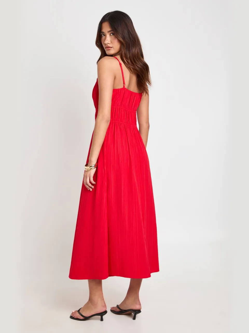boohoo Dames Gestructureerde Midaxi Jurk Met Gerimpelde Buste rood, foto 2