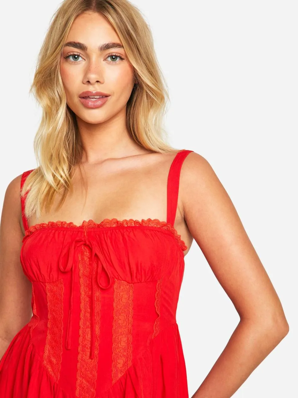 boohoo Dames Kanten Corset Smock Jurk rood, foto 3