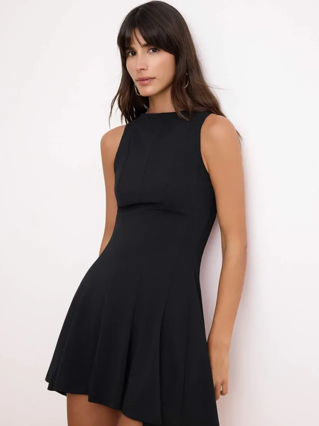 Trendyol TRENDYOLMİLLA Dames Zwart Effen Kort / Mini Mouwloos Skater Jurken