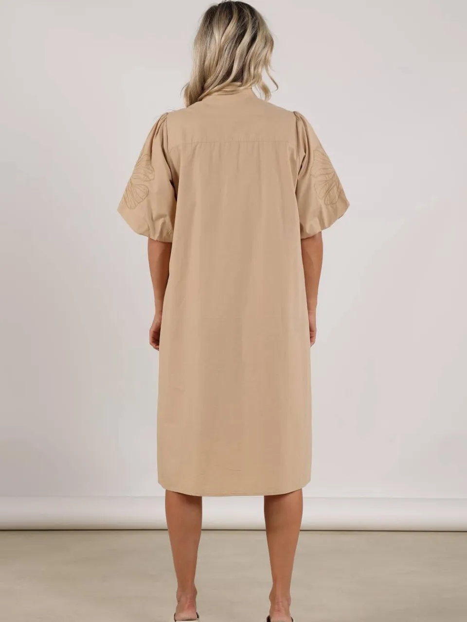 NUKUS gebloemde midi jurk camel, foto 7