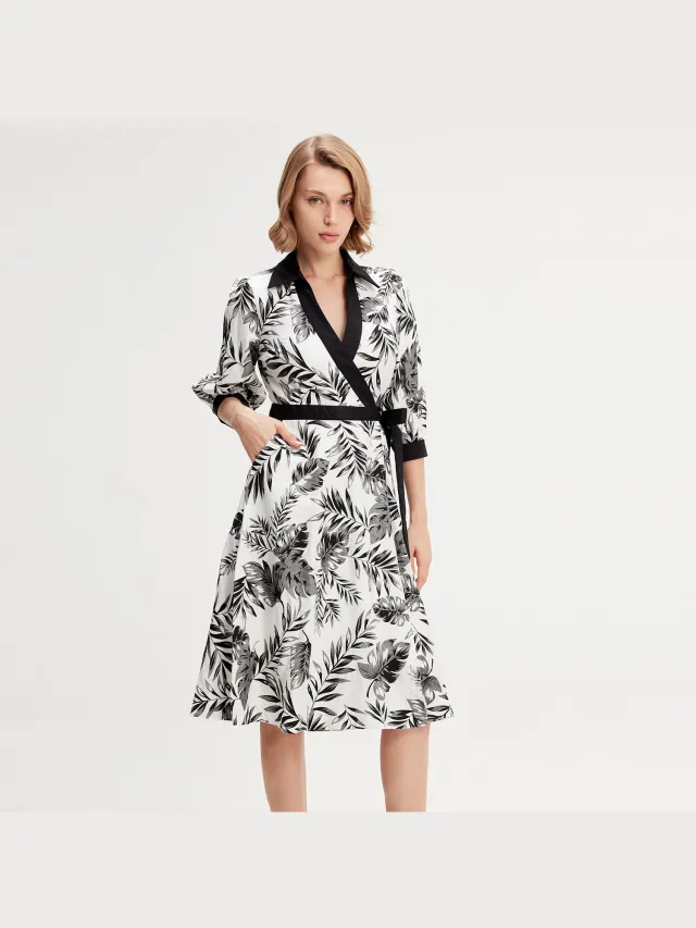 Smart & Joy Bi-material wrap jurk met tropische print Zwart