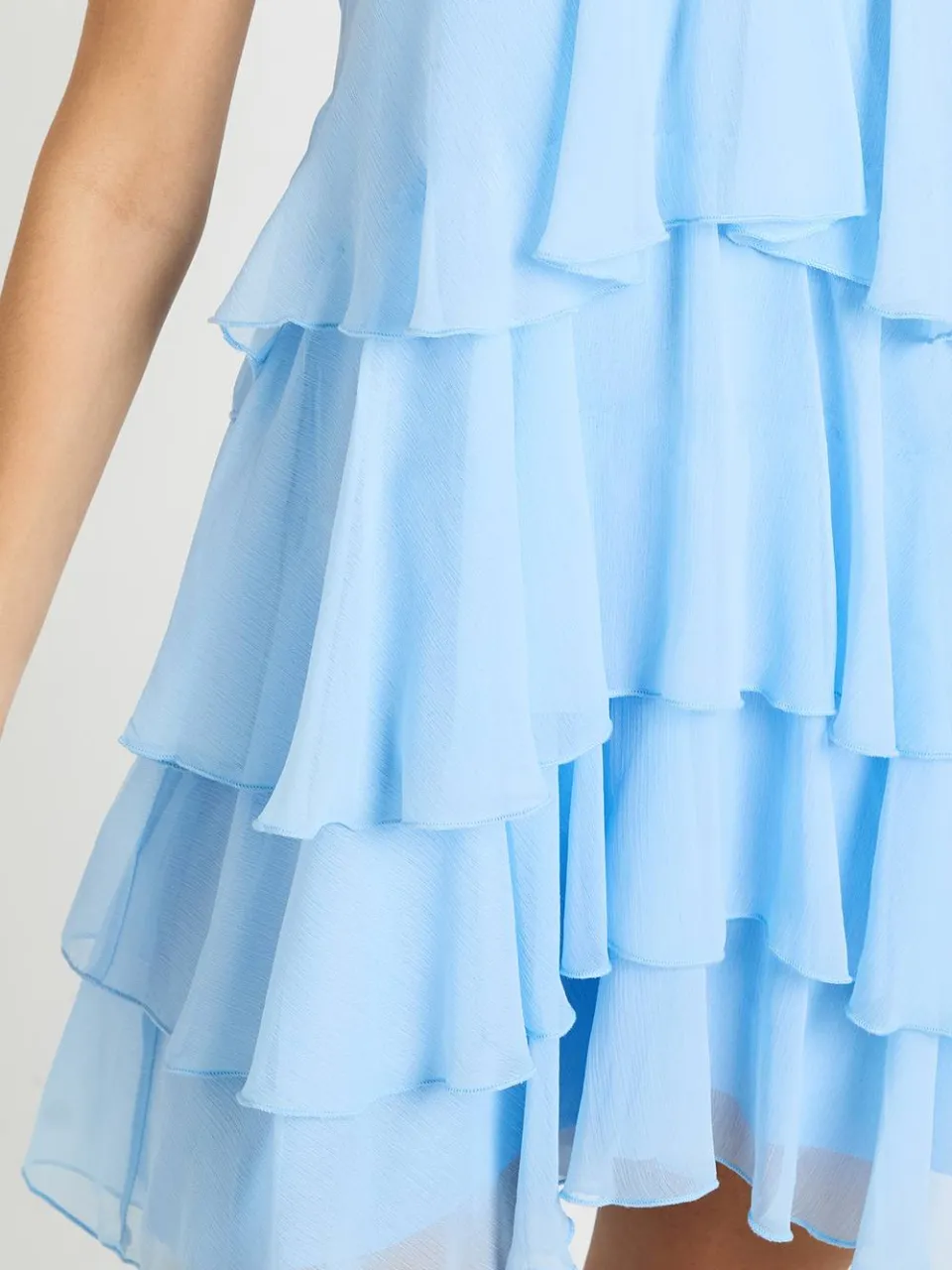 boohoo Dames Chiffon Gelaagde Halter Mini Jurk pastelblauw, foto 4