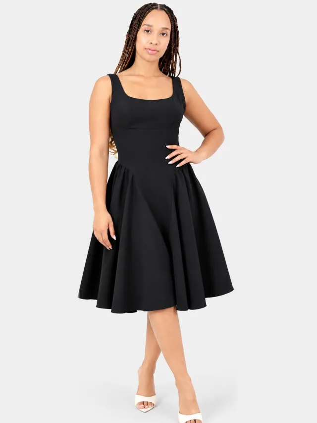 Elara Midikleid Schwarz