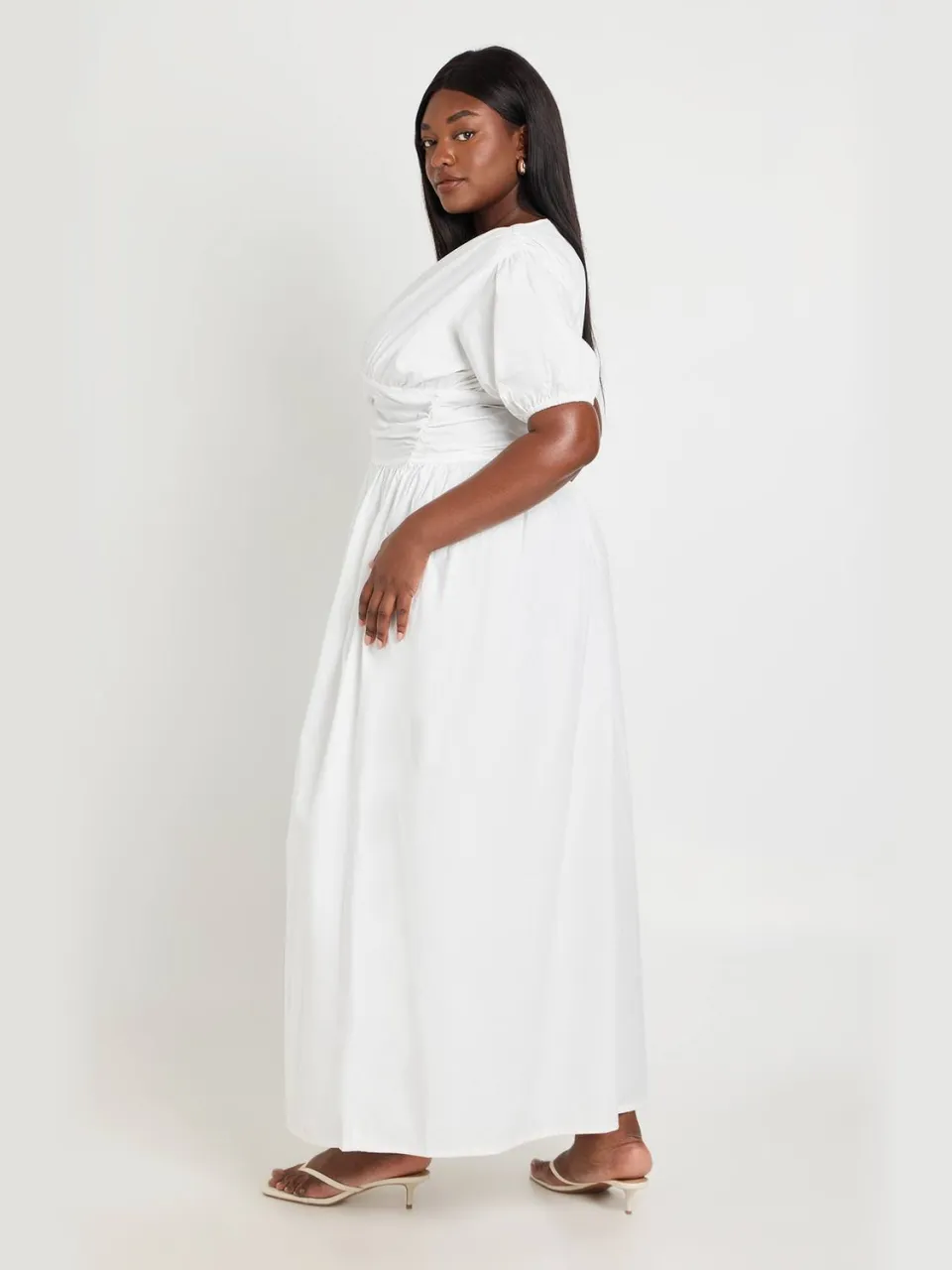 boohoo Dames Plus Maxi Jurk Met Geplooid Tailledetail Van Popeline wit, foto 2