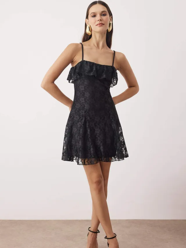 Trendyol TRENDYOLMİLLA Dames Zwart Effen Kort / Mini Mouwloos Gala Skater Jurken