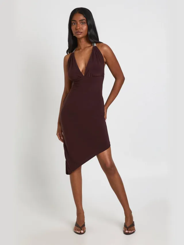 boohoo Dames Dubbellaags Slinky Jurk Met Gouden Bies, Diepe V-hals En Asymmetrische Zoom Chocoladebruin