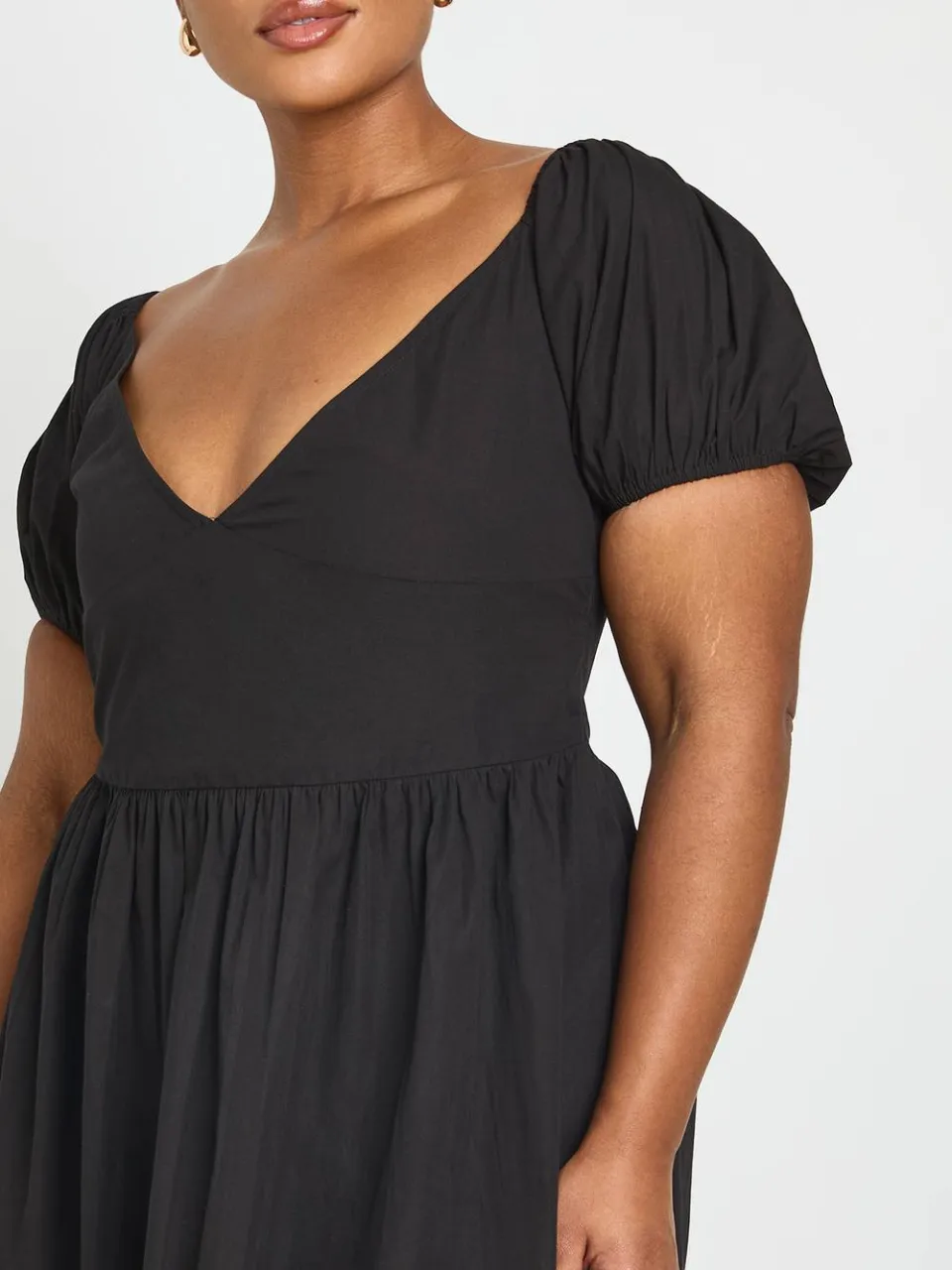 boohoo Dames Plus Bardot Maxi Jurk Met Wijde Pofmouwen zwart, foto 2