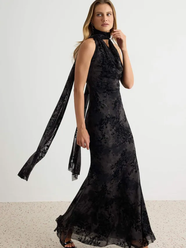 Trendyol TRENDYOLMİLLA Dames Zwart Effen Maxi Mouwloos A-lijn Avond & Gala Jurk