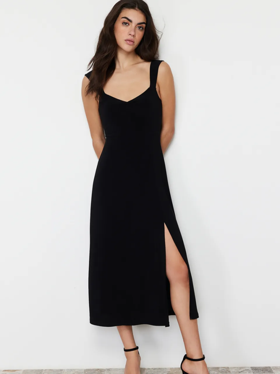 Trendyol TRENDYOLMİLLA Dames Zwart Effen Midi Mouwloos Casual A-lijn Jurken
