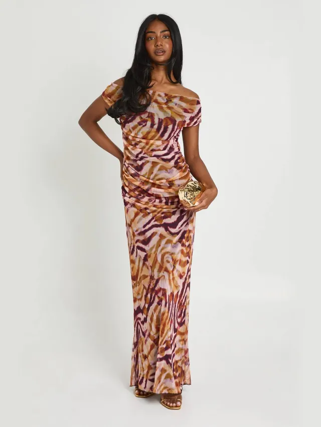 boohoo Dames Off-shoulder Maxi Jurk Met Ton-sur-ton Dierenprint Mesh Roze