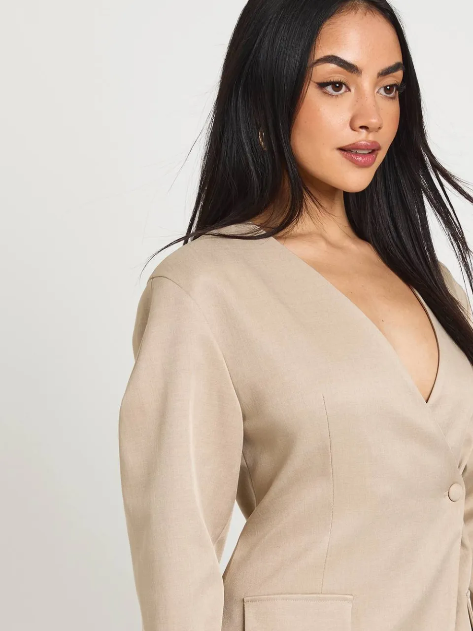 boohoo Dames Barrel Mouw Knoop Voorkant Blazer Jurk havermout, foto 4