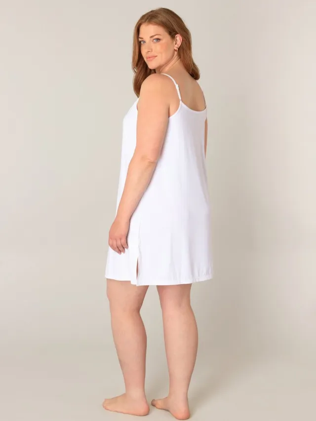 Base Level CURVY BLCYanira Jurk - White - maat 5(58/60)
