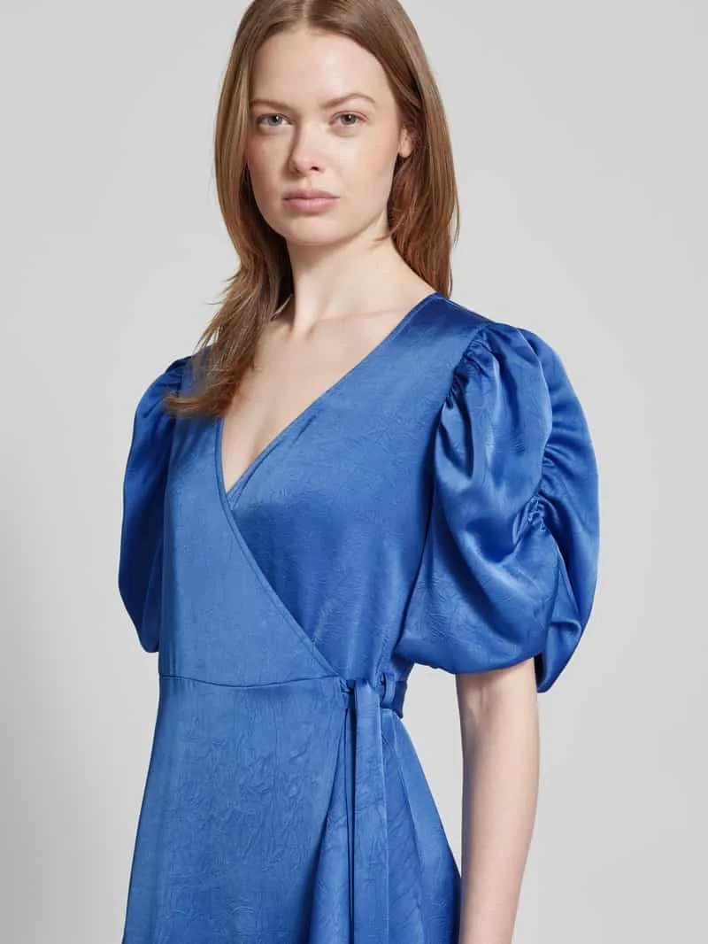 A-view Maxi-jurk met pofmouwen, model 'Sinda' aquablauw, foto 3