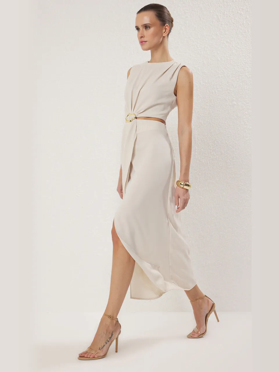 Trendyol TRENDYOLMİLLA Dames Beige Effen Maxi Mouwloos Avond / Dagelijks A-lijn Jurken