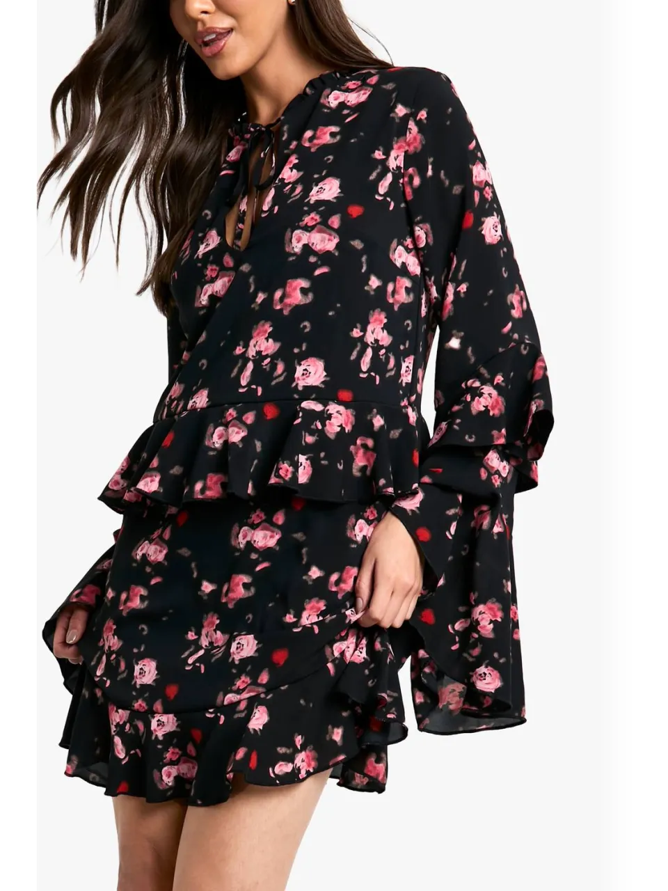 boohoo Dames Bloemenprint Skaterjurk met Lange Mouwen en Sleutelgat Detail zwart, foto 3