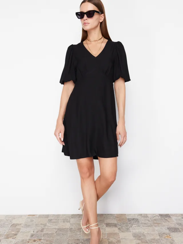 Trendyol TRENDYOLMİLLA Dames Zwart Effen Kort / Mini Kort Casual A-lijn Jurken, foto 2