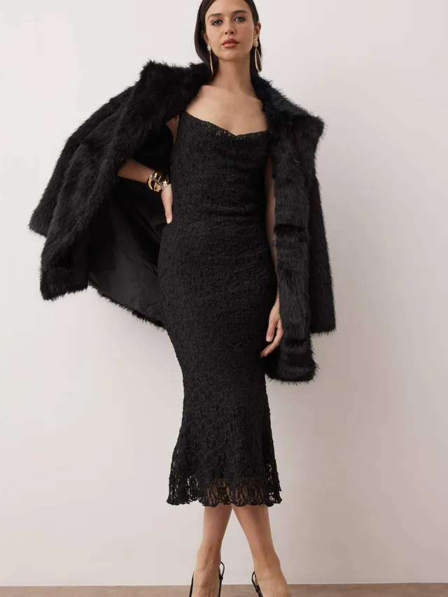 Trendyol TRENDYOLMİLLA Dames Zwart Effen Midi Lang Cocktail Zeemeermin Jurken