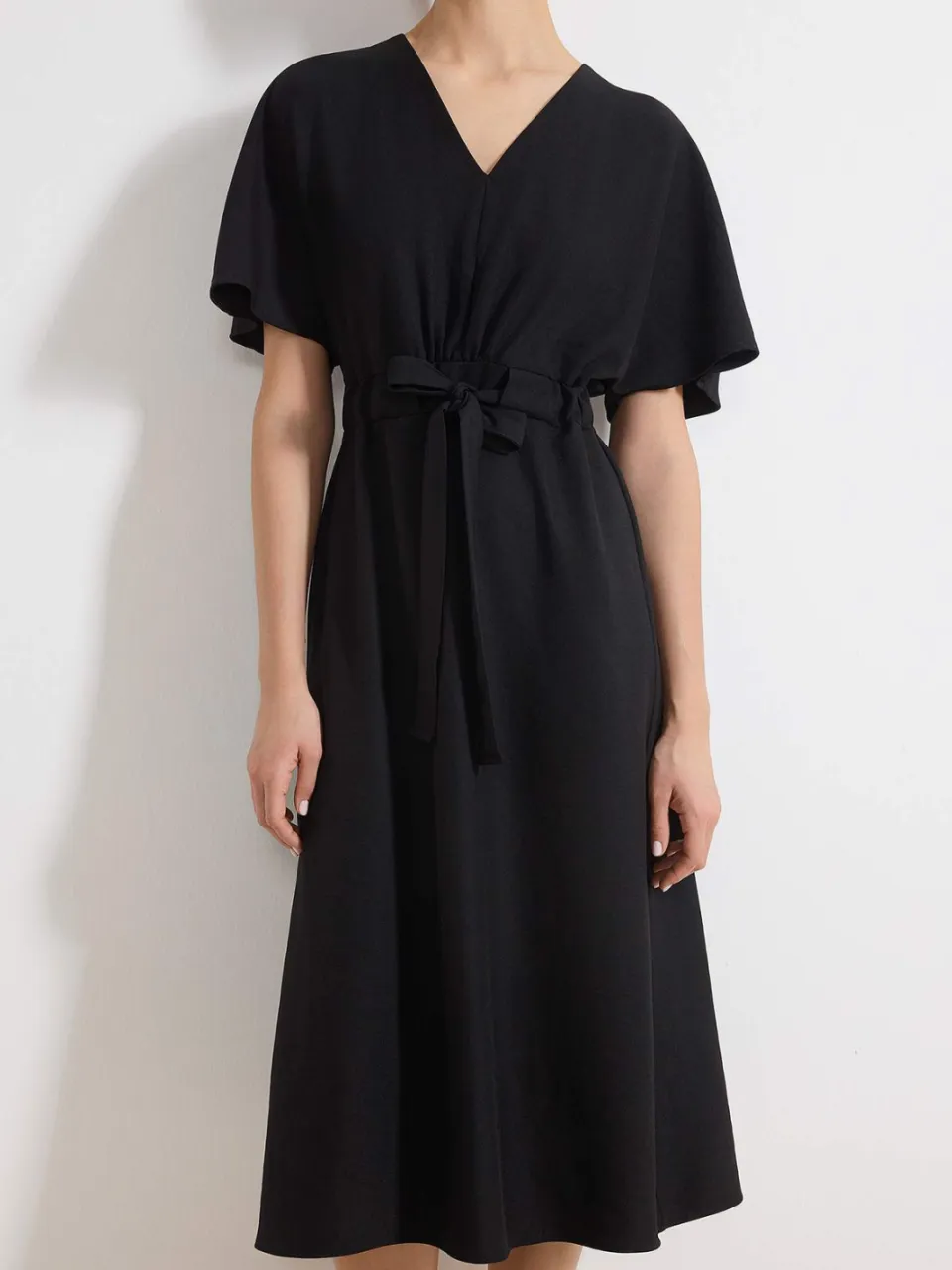 Trendyol TRENDYOLMİLLA Dames Zwart Effen Midi Kort Casual A-lijn Jurken, foto 2