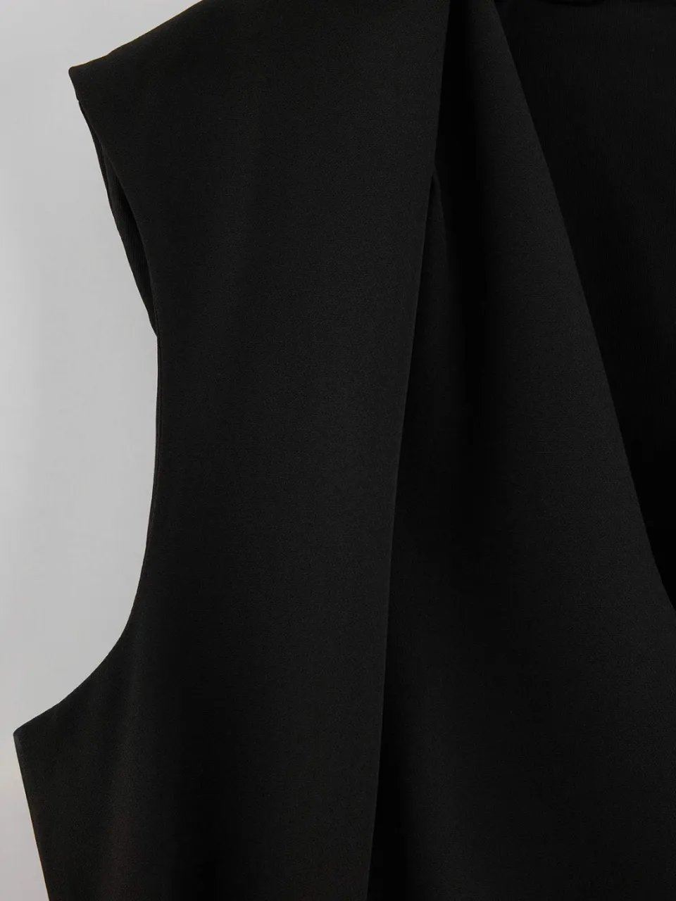 Trendyol Curve Dames Zwart Effen Maxi Mouwloos Bodycon Grote maten Jurk, foto 2