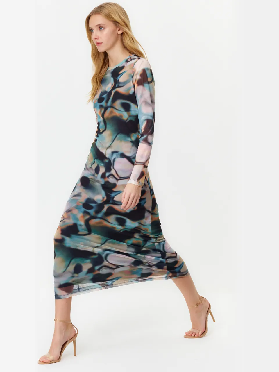 Trendyol TRENDYOLMİLLA Dames Blauw Abstract Midi Lang Casual Bodycon Jurken, foto 2
