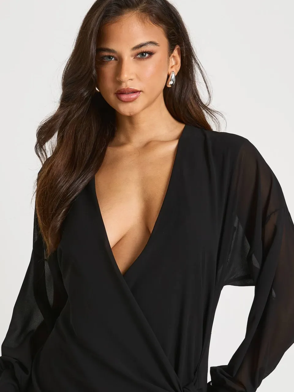 boohoo Dames Mini-wikkeljurk met lange mouwen zwart, foto 4