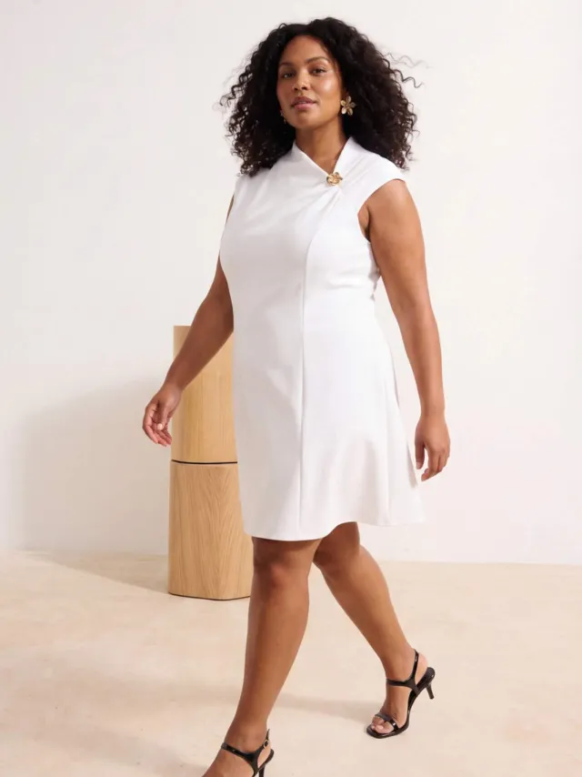 Trendyol Curve Dames Wit Effen Kort / Mini Kort Stijlvol/Avond Skater Grote maten Jurk
