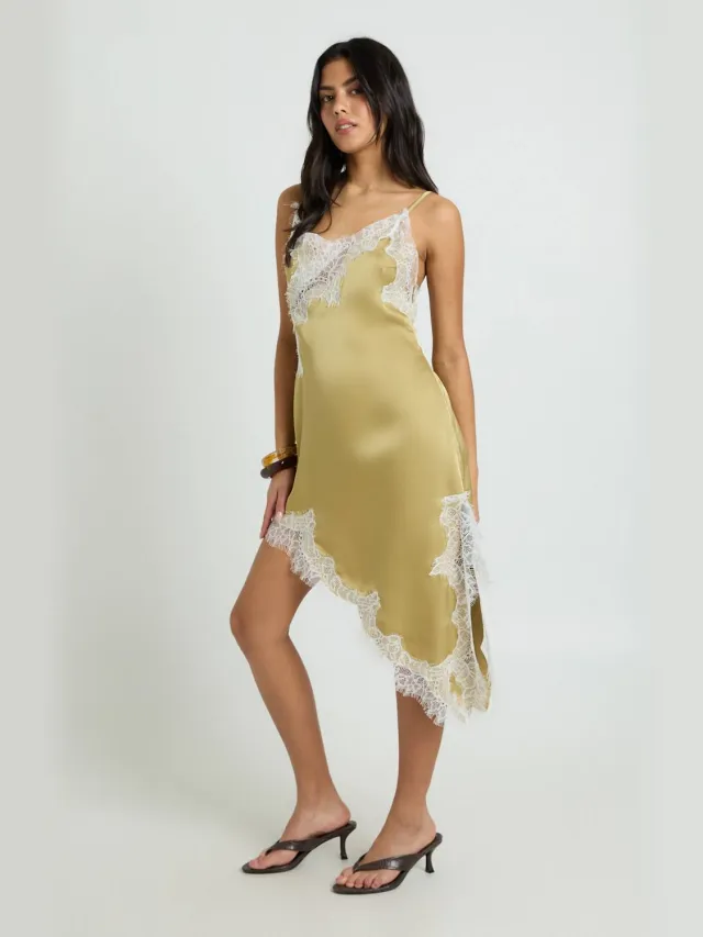 boohoo Dames Satijnen Midi Jurk Met Asymmetrische Zoom En Contrasterende Kant Olijf