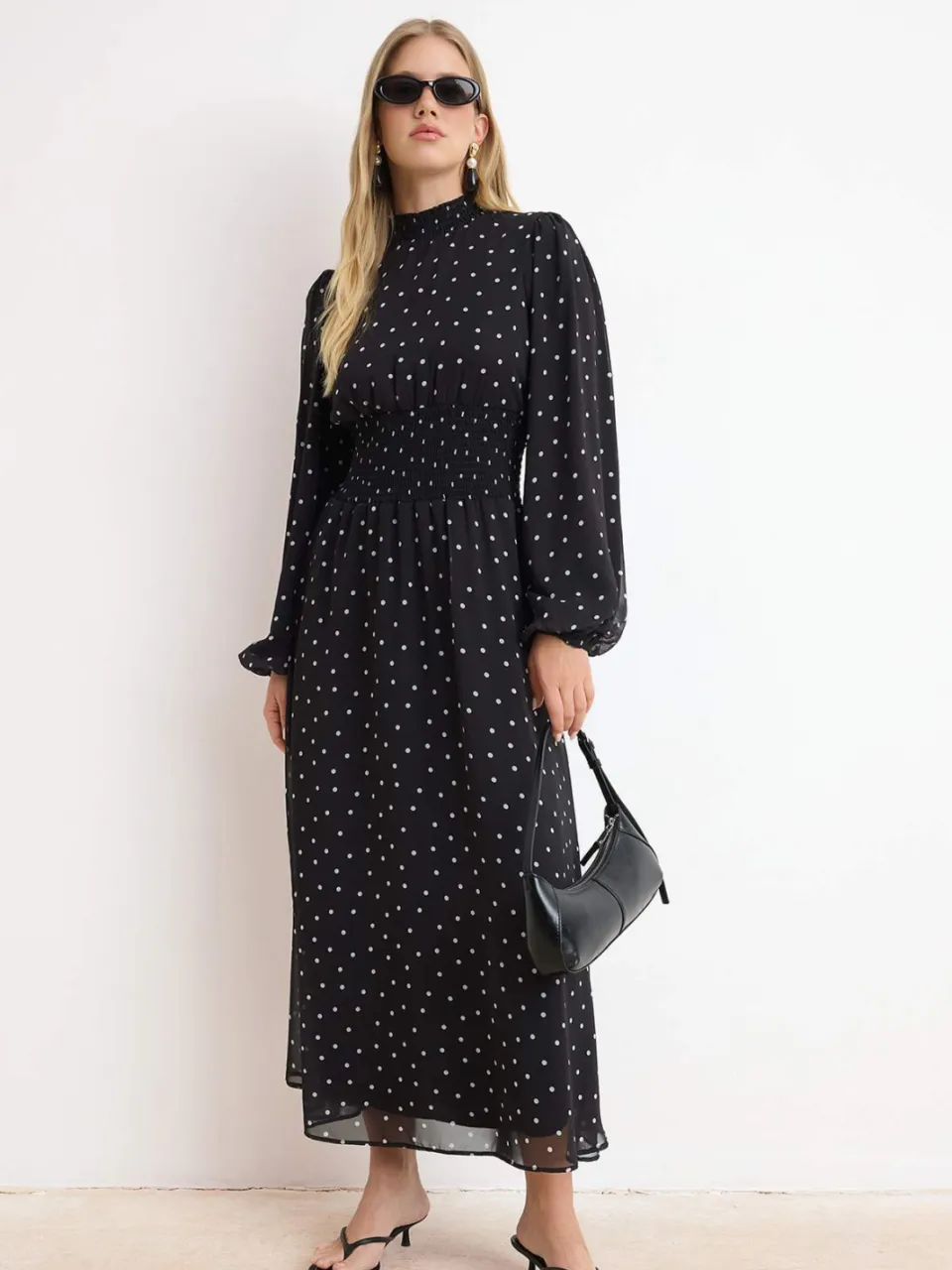 Trendyol Modest Dames Zwart Stippen Maxi Lang Skater Modest Jurken, foto 2