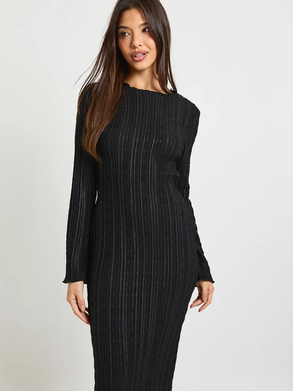 boohoo Dames Getextureerde maxi-jurk met uitlopende mouwen zwart, foto 3