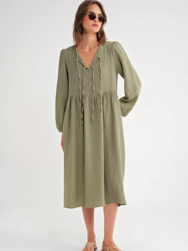 Mixray V-hals Midi-jurk met striksluiting Saliegroen