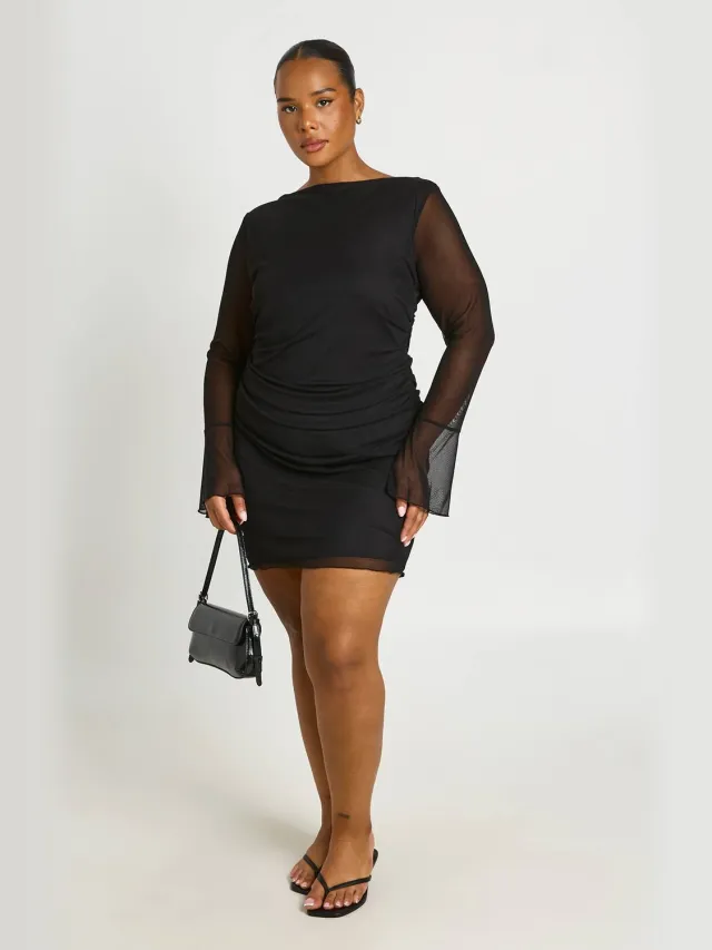 boohoo Dames Plus Gebloemde Shift Jurk Met Uitlopende Mouwen zwart, foto 2
