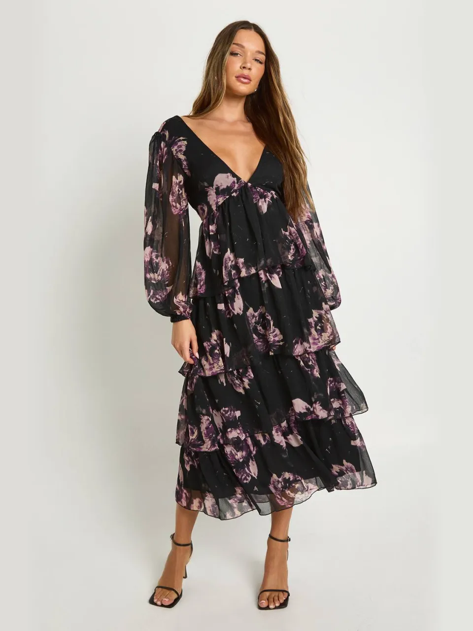 boohoo Dames Florale Chiffon Midaxi-jurk met diepe V-hals en ruches zwart, foto 3