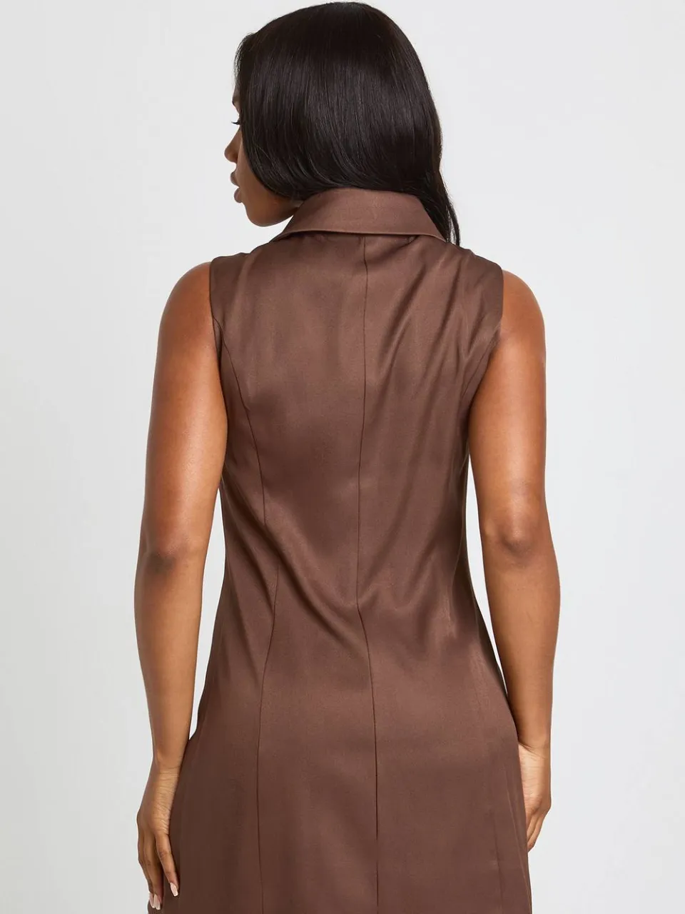 boohoo Dames Mouwloze shiftjurk met kraag en afwerkingsdetail chocoladebruin, foto 3