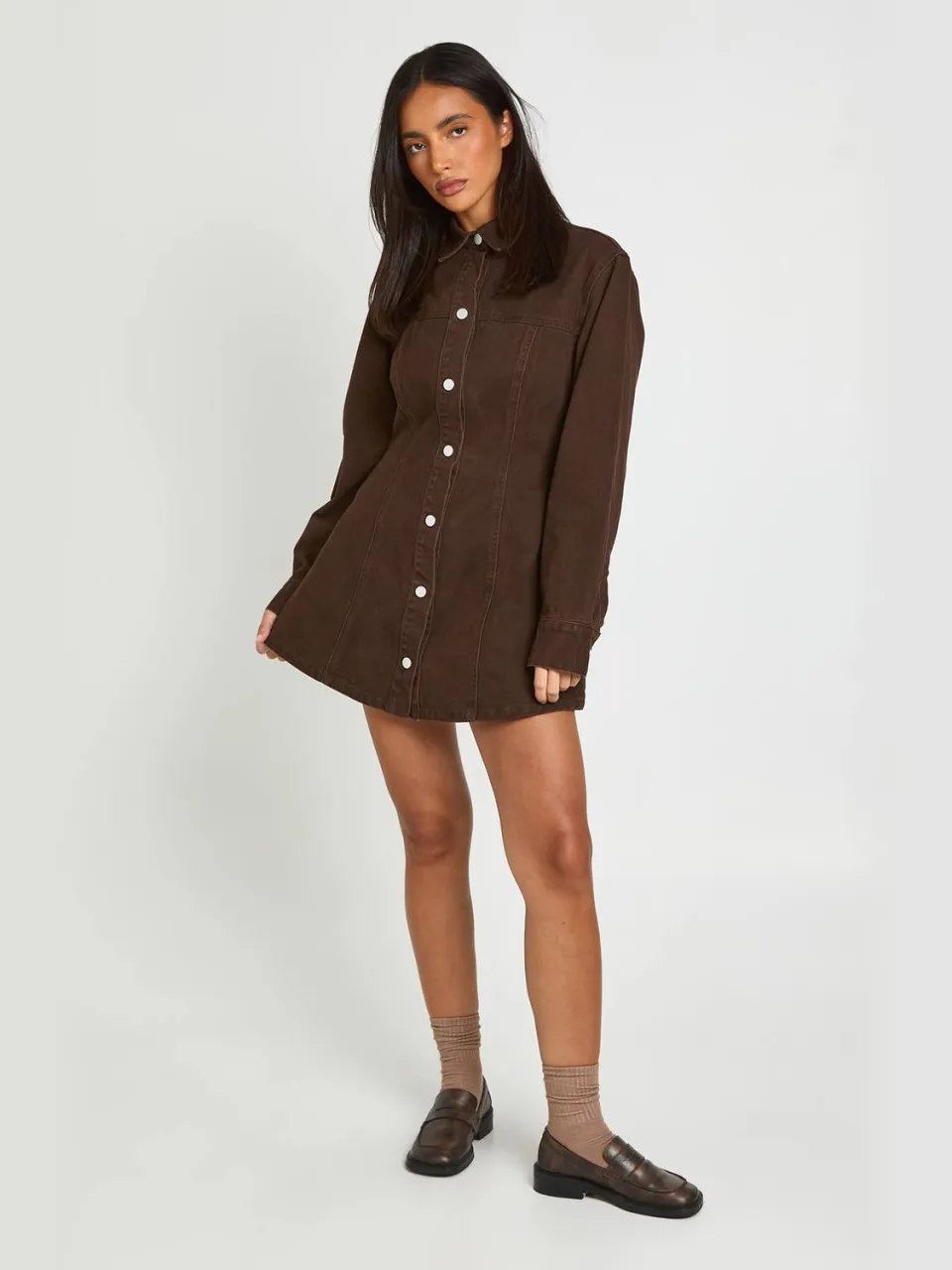 boohoo Dames Denim Jurk Met Lange Mouwen En Getailleerde Taille, foto 2