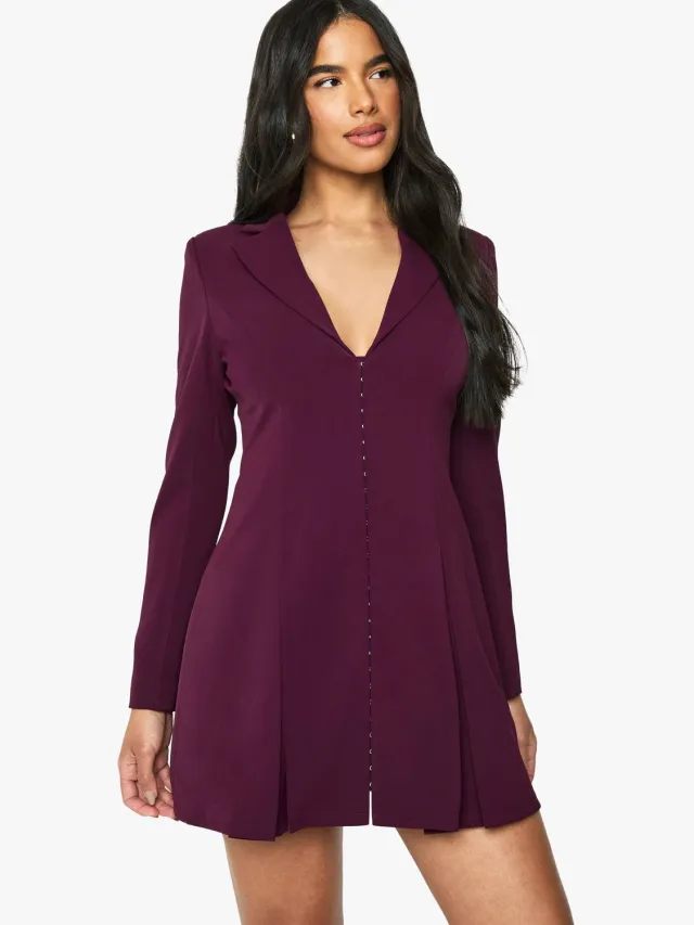 boohoo Dames Op maat gemaakte blazerjurk met haak- en oogdetail en ingetailleerde taille Bordeaux Rood