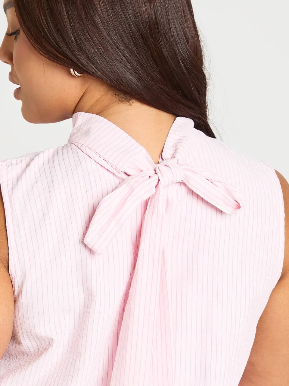 boohoo Dames Plus Gestreepte Hoge Hals Ruche Zoom Mini Jurk baby roze, foto 4