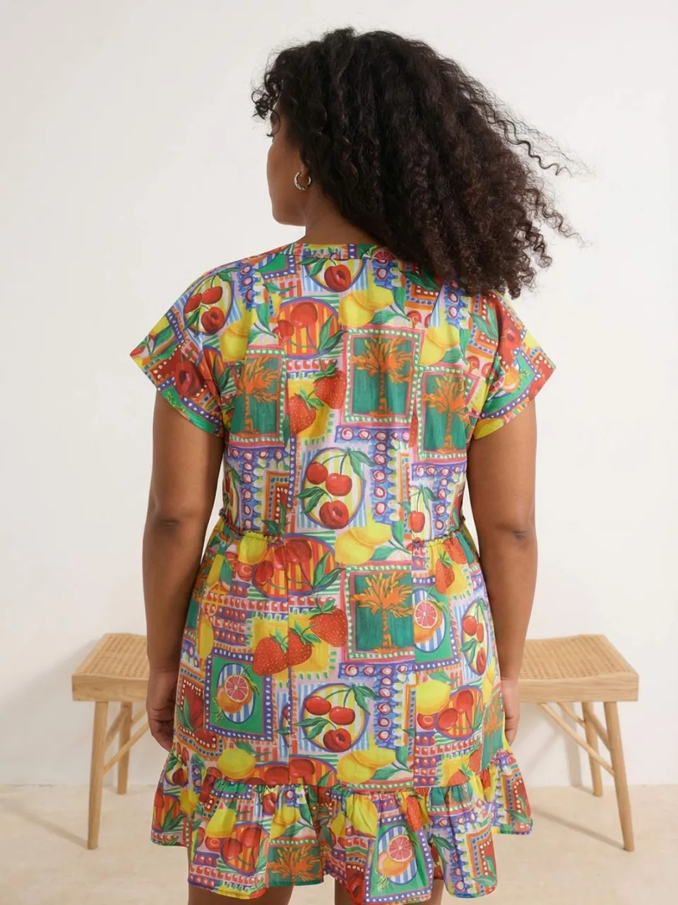 Trendyol Curve Dames Meerkleurig Tropisch Kort / Mini Kort Strandkleding Recht Grote maten Jurk veelkleurig, foto 2