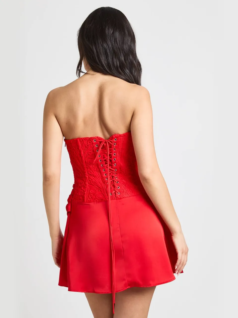 boohoo Dames Getextureerde Transparante Bloemenkant Corset Draperie Mini Jurk rood, foto 4
