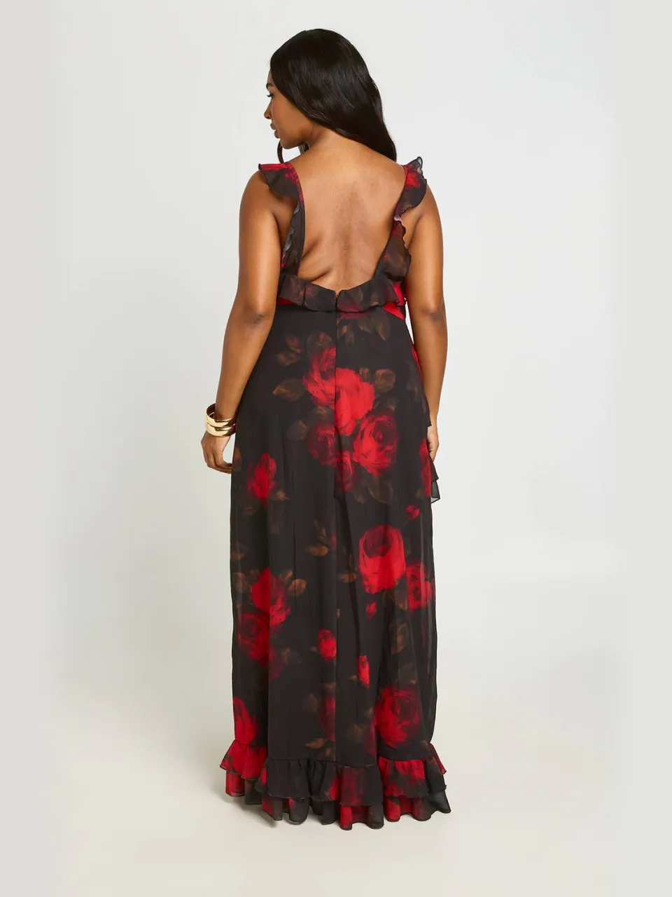 boohoo Dames Plus Bloemen V-hals Chiffon Ruches Maxi Jurk zwart, foto 2