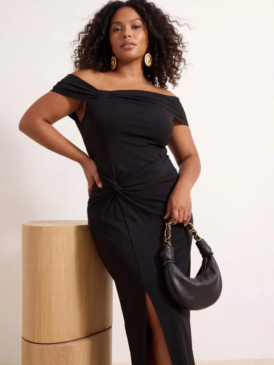 Trendyol Curve Dames Zwart Effen Maxi Mouwloos Feest Bodycon Grote maten Jurk, foto 2
