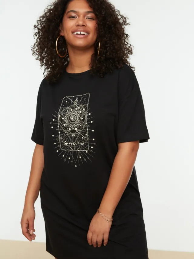Trendyol Curve Dames Zwart Geometrisch patroon Kort / Mini Kort Casual T-shirt Jurk Grote maten Jurk