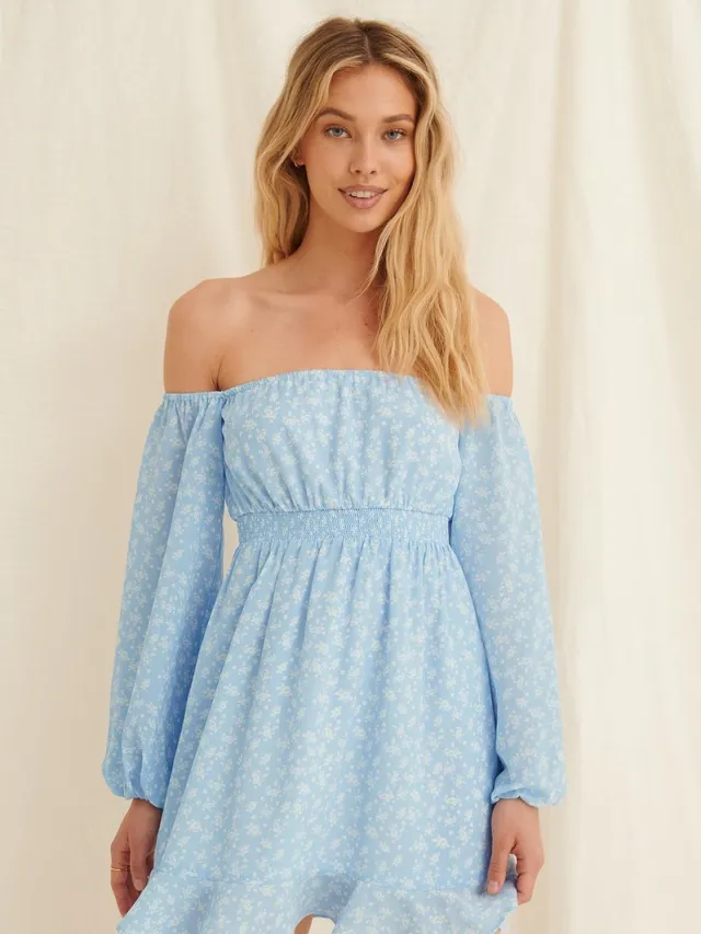 NA-KD Maat EU 36 Off Shoulder Smocked Recycled Mini Vrouwen Jurk - Dusty Blue Floral Print