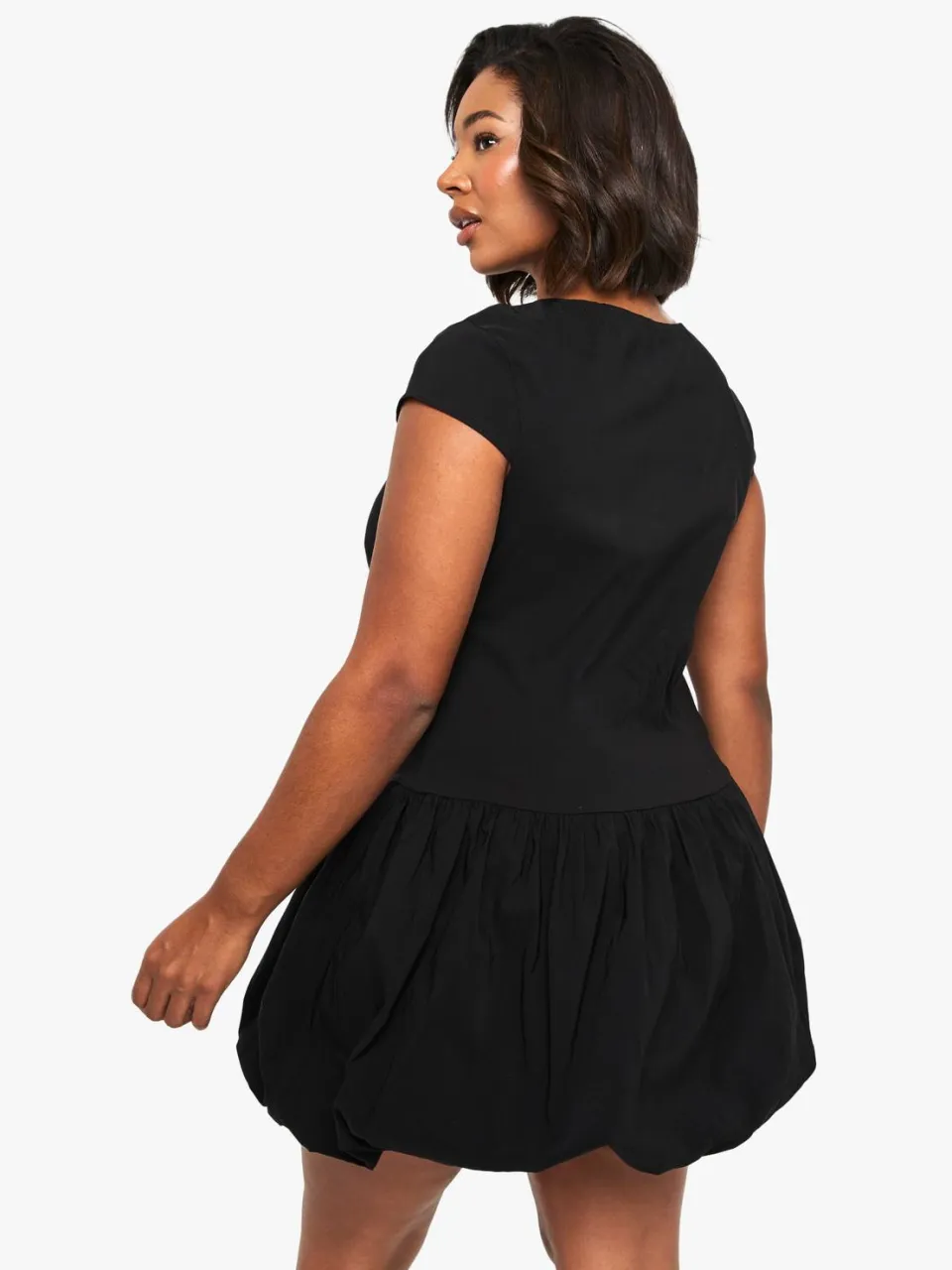 boohoo Dames Plus bengaline minijurk met cap-sleeves en puffball-stijl zwart, foto 2